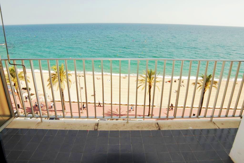 Apartaments Ar Easy Borodin Lloret de Mar Zewnętrze zdjęcie
